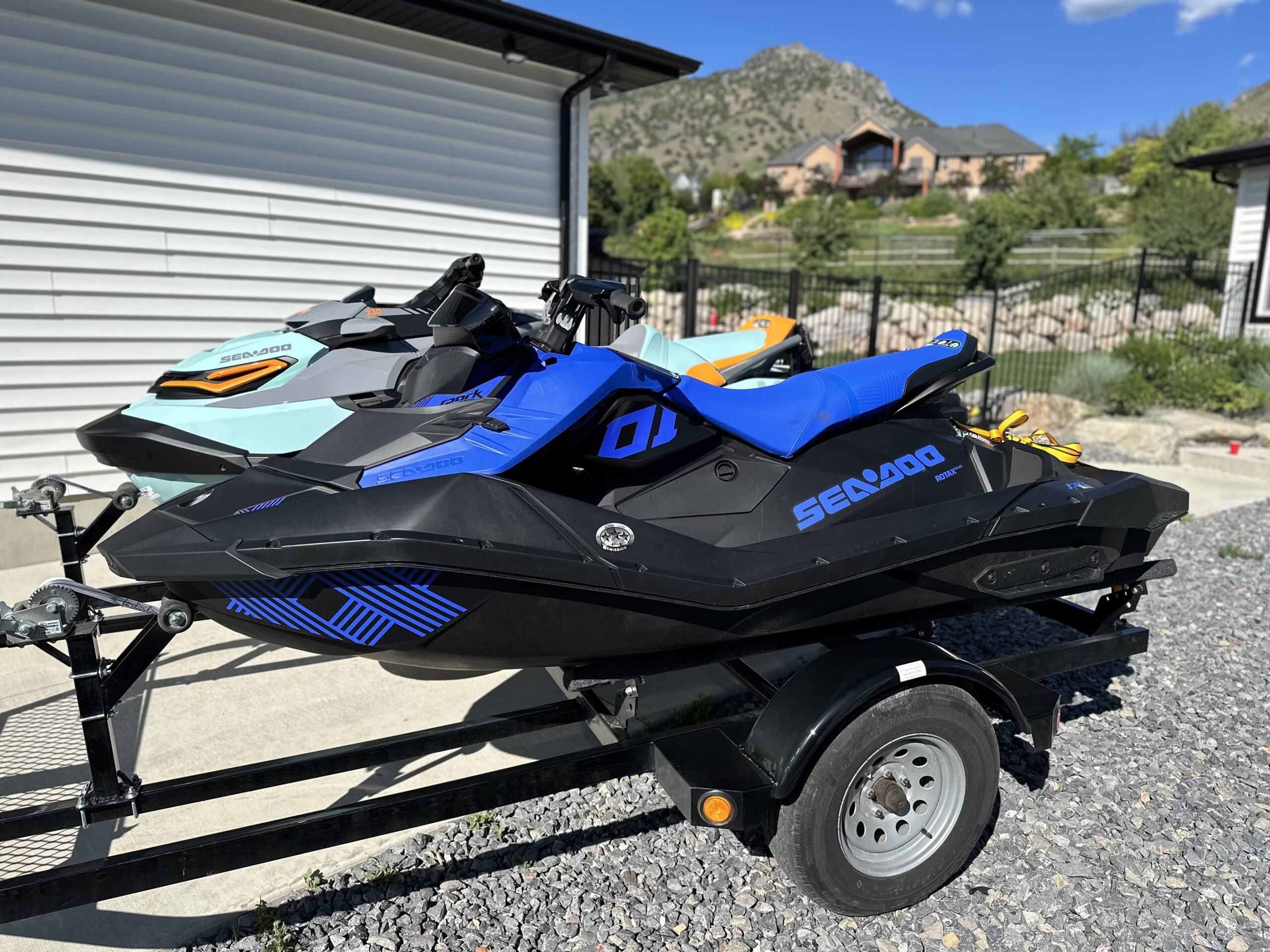 Jet Ski Rental that Pulls Tubes in Bear Lake | Garden City Utah